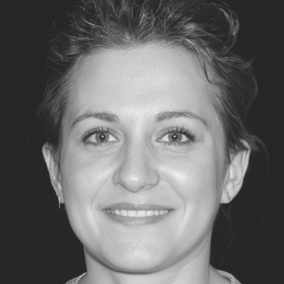 Astrid Vinter discussing business decisions